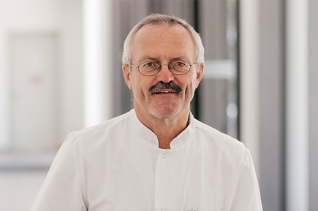 Dr. Josef Wastlhuber